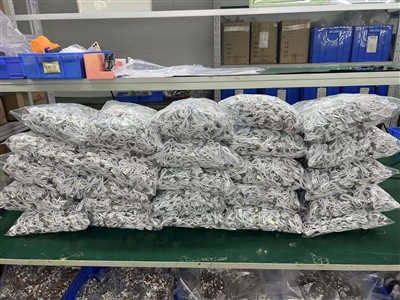 40000 Píosa USB C Loingsiú Cábla Muirir